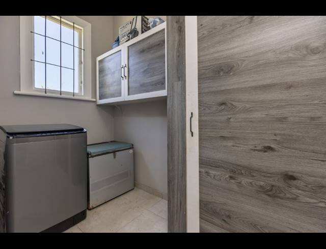 3 BEDROOM HOUSE FOR SALE IN GLENWOOD